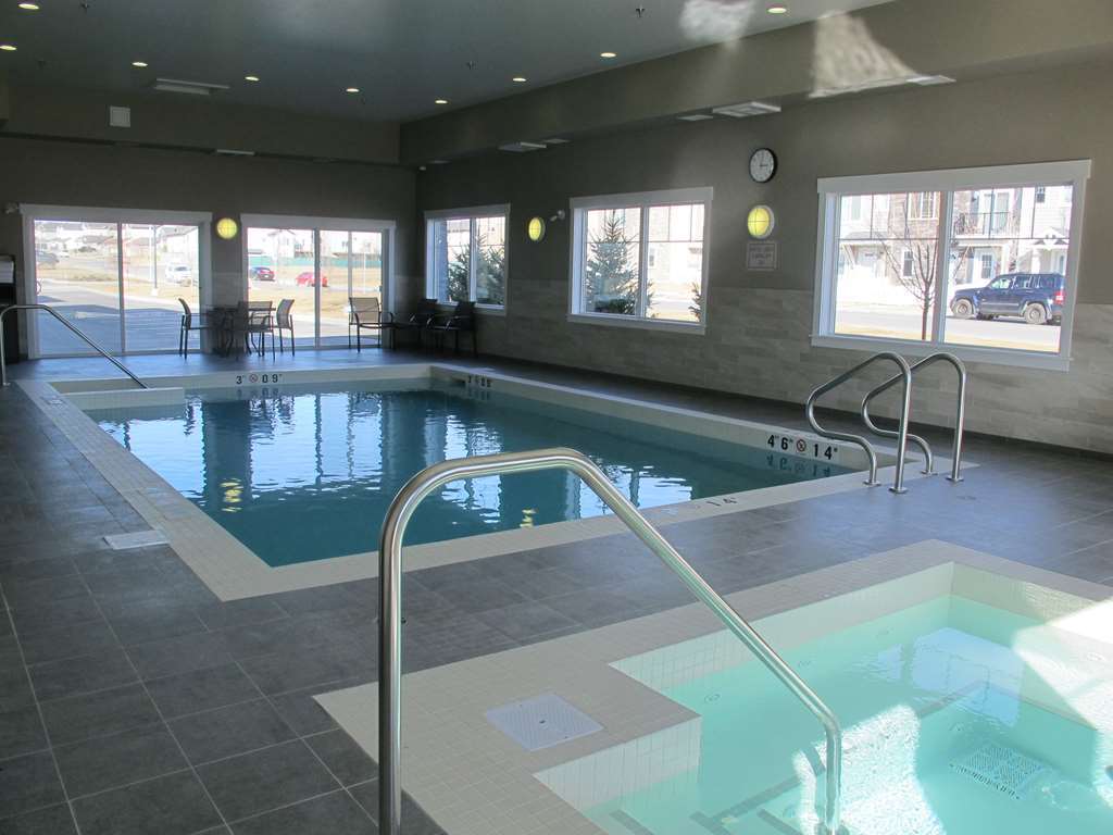 Best Western Plus Chestermere Hotel Faciliteter billede